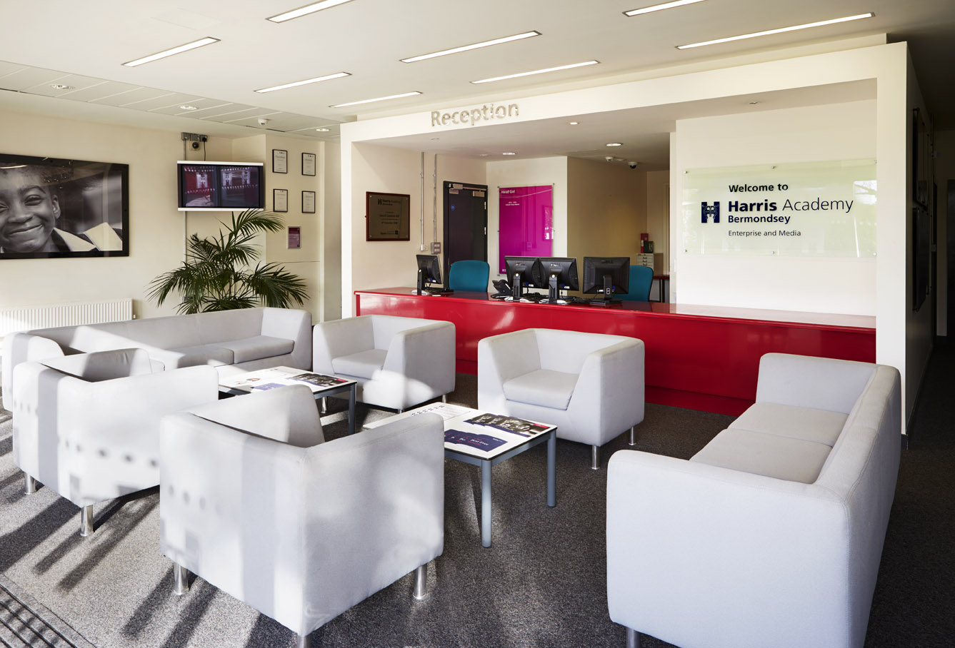 6 Things People Like To See In A School Reception Area Envoplan